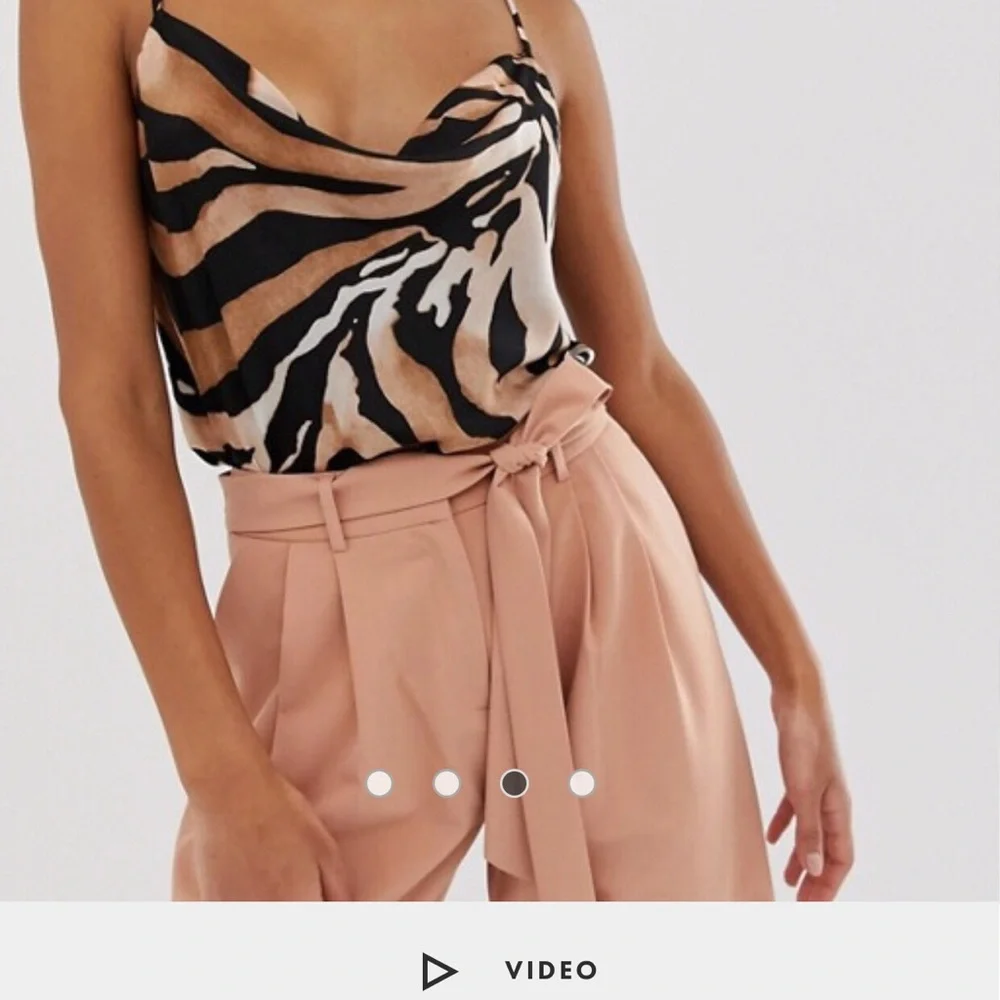 ASOS Pink Wide Leg Tie-Waist Culotte Pants - Picture 2 of 6